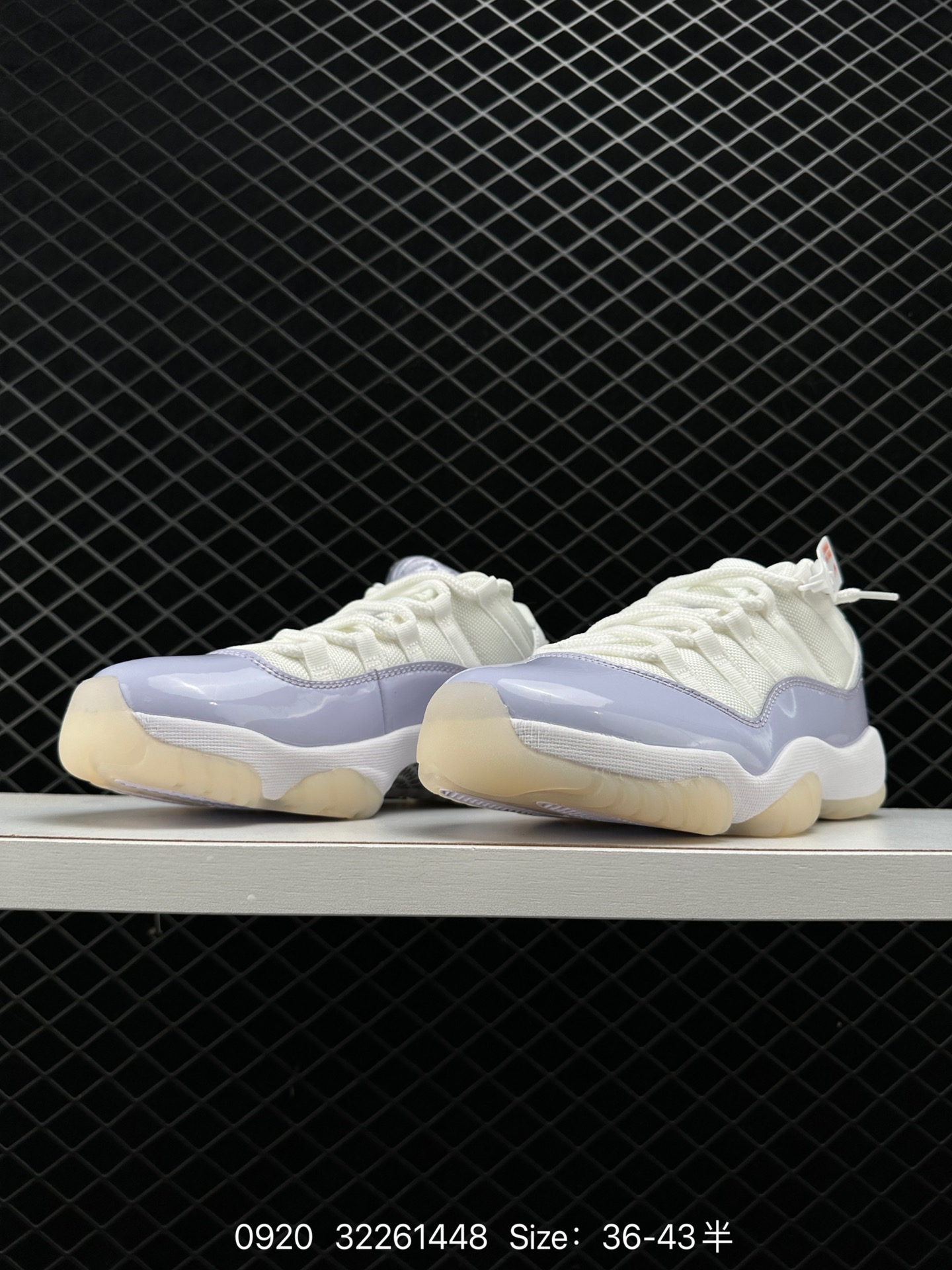 Nike Air Jordan 11 Retro Low”Concord“